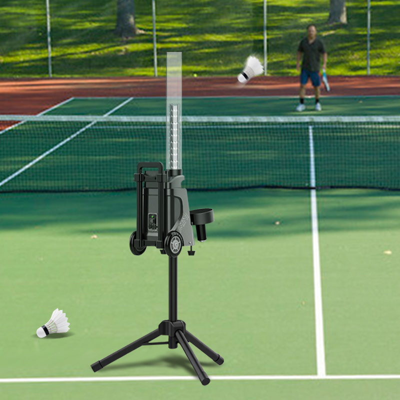 Feeder Machine Badminton - وصل حديثًا: آلة إرسال كرات الريشة